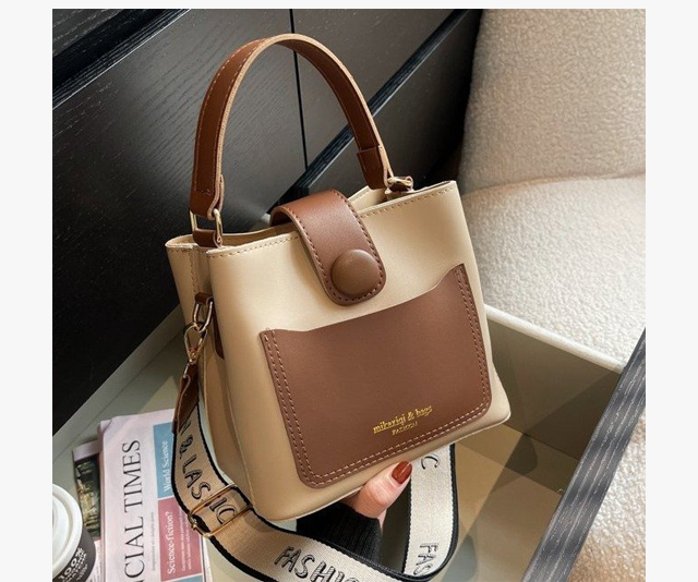 Casual Shoulder Bag - Adjustable Strap for Women in Bangladesh
